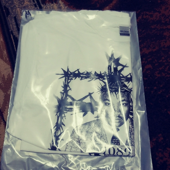 MLK CHARITY TSHIRT - Picture 2 of 3